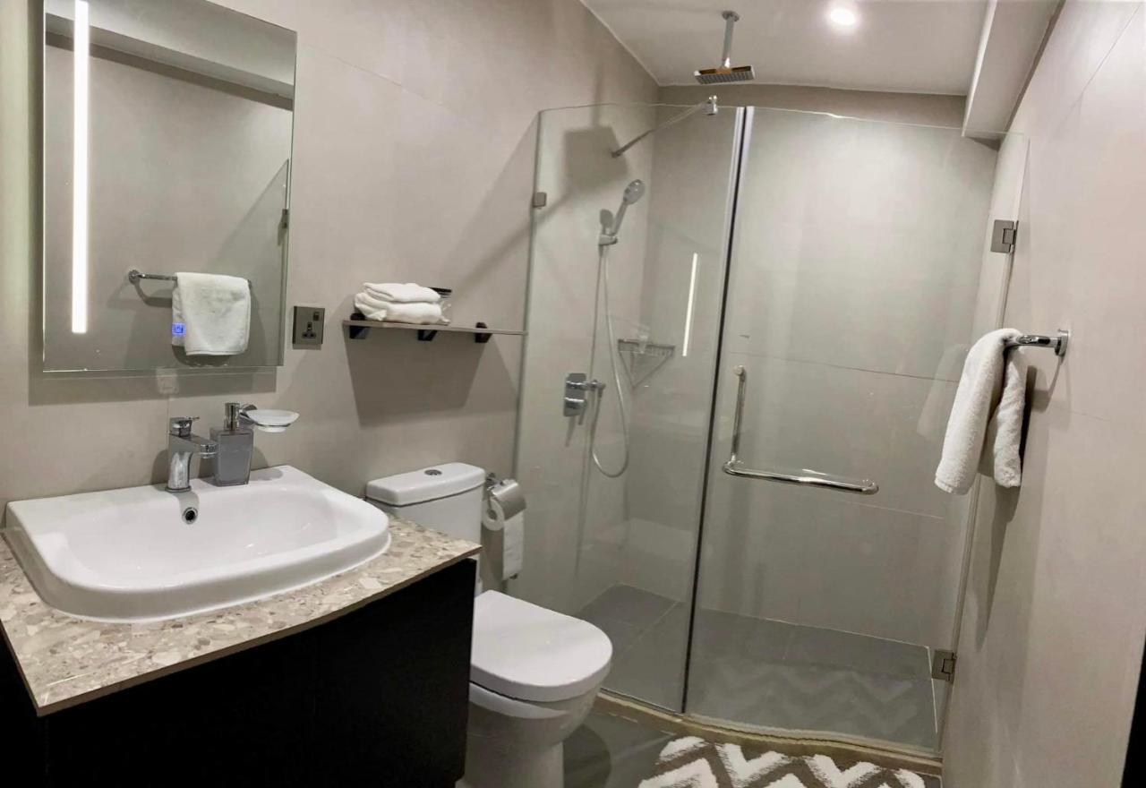 Aeon Towers Executive Suite 2Br 18Th Floor Davao City 외부 사진